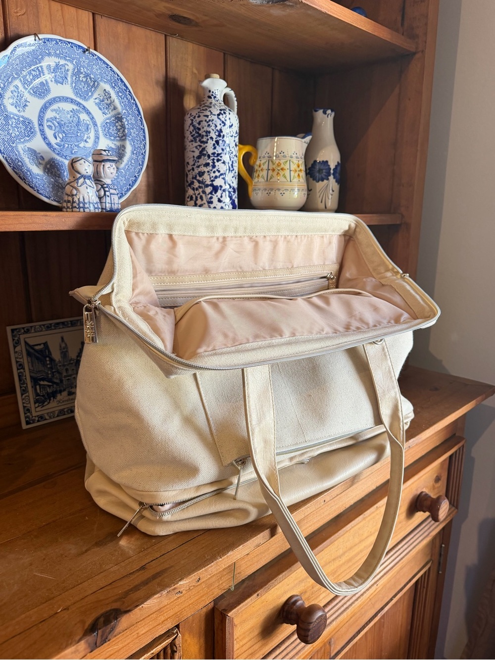 Beis The Weekender Canvas Tote in Beige - Picture 7 of 8